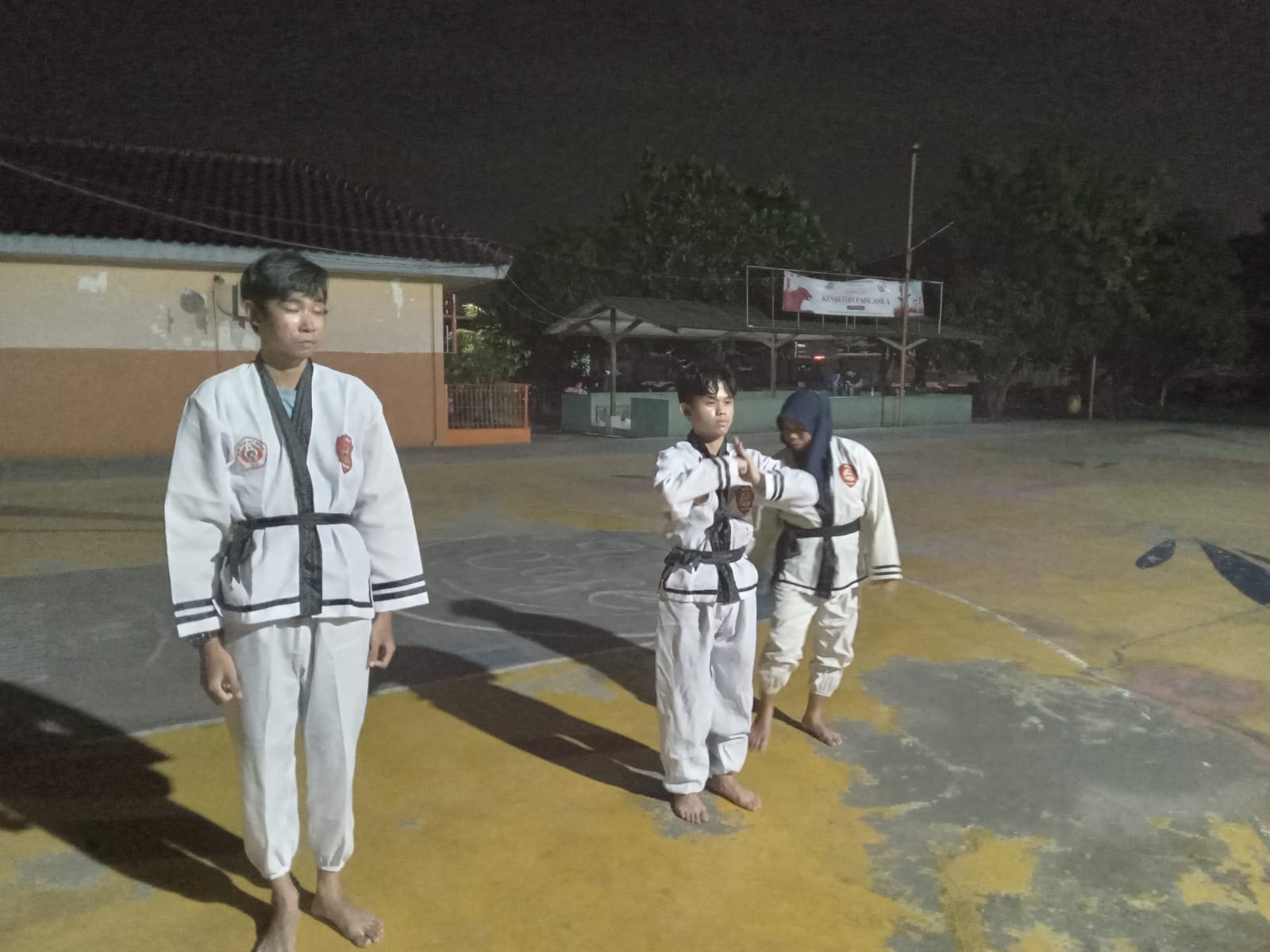 Lapangan 1